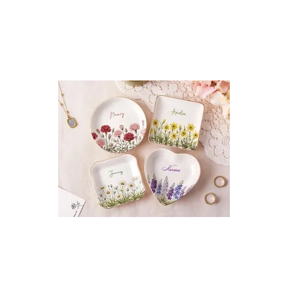 Plato para joyas personalizado con la flor de nacimiento