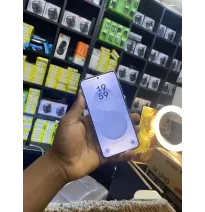 Samsung Galaxy S25 - 256 Go - État Quasi-Neuf