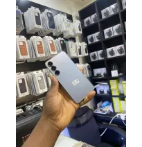 Samsung Galaxy S25 - 256 Go - État Quasi-Neuf